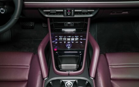 Porsche Cayenne III, 2025 год, 18 500 000 рублей, 19 фотография