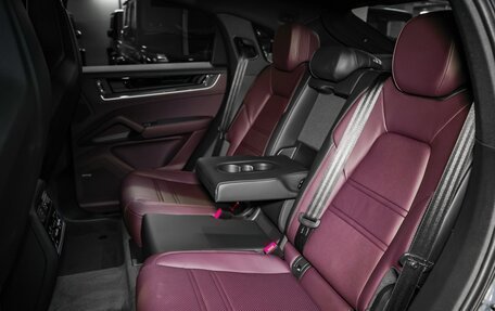 Porsche Cayenne III, 2025 год, 18 500 000 рублей, 27 фотография