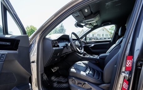 Volkswagen Touareg III, 2023 год, 9 550 000 рублей, 16 фотография