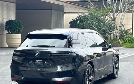 BMW iX, 2024 год, 6 880 000 рублей, 5 фотография