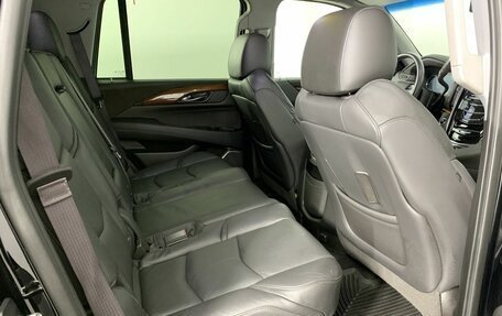 Cadillac Escalade IV, 2015 год, 3 324 000 рублей, 17 фотография