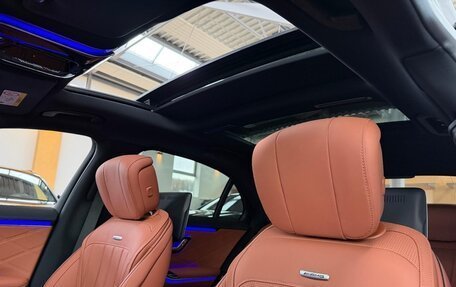 Mercedes-Benz S-Класс AMG, 2023 год, 33 990 000 рублей, 23 фотография