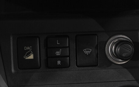 Toyota RAV4, 2006 год, 1 099 000 рублей, 24 фотография