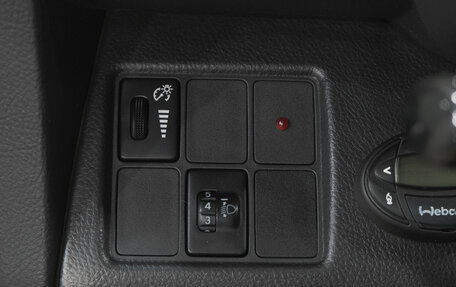 Toyota RAV4, 2006 год, 1 099 000 рублей, 25 фотография