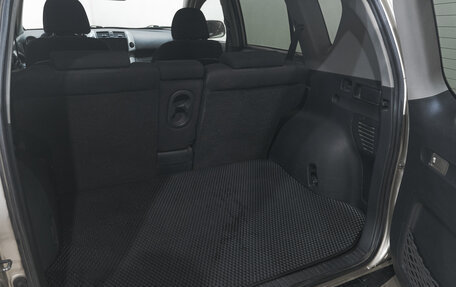 Toyota RAV4, 2006 год, 1 099 000 рублей, 30 фотография