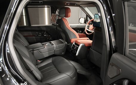 Land Rover Range Rover IV рестайлинг, 2025 год, 34 490 000 рублей, 32 фотография