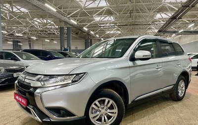 Mitsubishi Outlander III рестайлинг 3, 2019 год, 1 965 000 рублей, 1 фотография