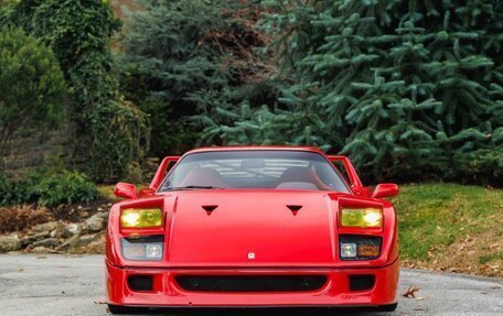 Ferrari F40, 1991 год, 318 000 000 рублей, 2 фотография