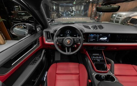 Porsche Cayenne III, 2023 год, 26 042 000 рублей, 17 фотография