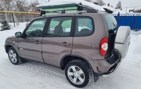 Chevrolet Niva I рестайлинг, 2013 год, 465 000 рублей, 3 фотография