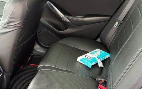 Mazda 6, 2018 год, 2 300 000 рублей, 13 фотография