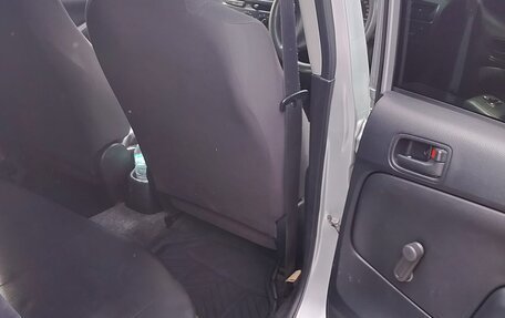 Toyota Probox I, 2010 год, 710 000 рублей, 4 фотография