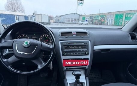 Skoda Octavia, 2011 год, 890 000 рублей, 11 фотография