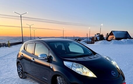 Nissan Leaf I, 2014 год, 918 000 рублей, 9 фотография