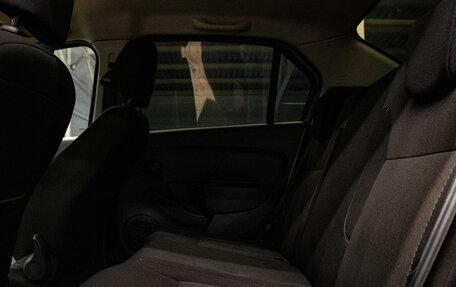 Renault Logan II, 2020 год, 1 099 000 рублей, 10 фотография