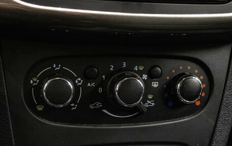 Renault Logan II, 2020 год, 1 099 000 рублей, 18 фотография