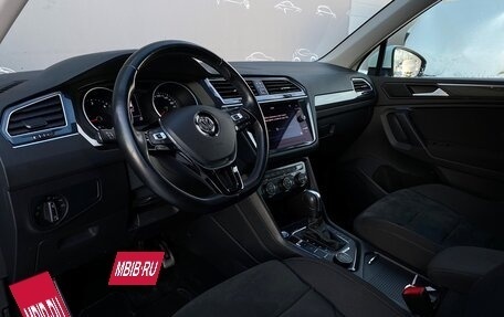 Volkswagen Tiguan II, 2020 год, 3 127 800 рублей, 5 фотография