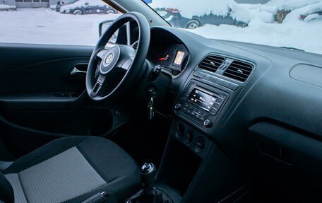 Volkswagen Polo VI (EU Market), 2015 год, 959 000 рублей, 14 фотография