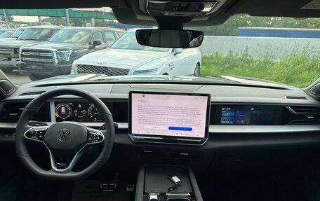 Volkswagen Teramont, 2025 год, 6 497 000 рублей, 11 фотография