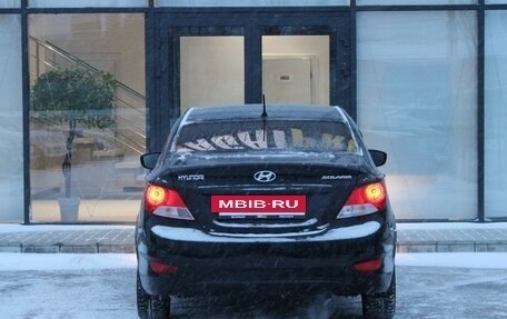 Hyundai Solaris II рестайлинг, 2013 год, 815 000 рублей, 8 фотография