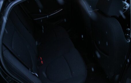 Hyundai Solaris II рестайлинг, 2013 год, 815 000 рублей, 18 фотография