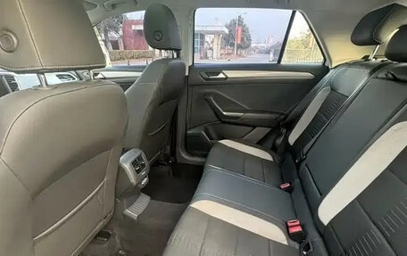 Volkswagen T-Roc I, 2022 год, 1 537 000 рублей, 9 фотография