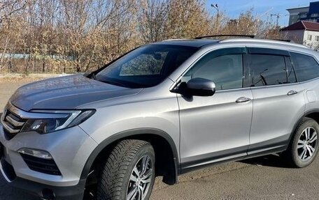 Honda Pilot III рестайлинг, 2017 год, 99 999 рублей, 1 фотография