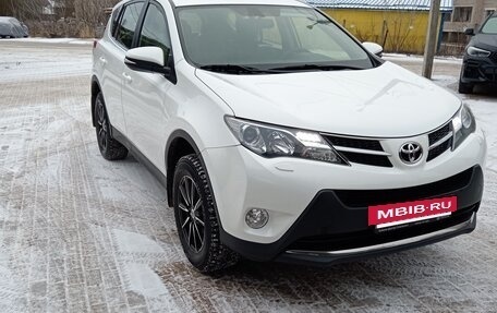 Toyota RAV4, 2014 год, 2 050 000 рублей, 2 фотография