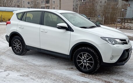 Toyota RAV4, 2014 год, 2 050 000 рублей, 4 фотография