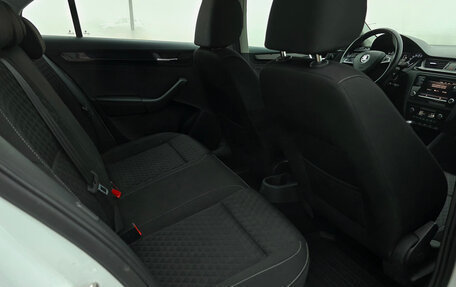 Skoda Rapid I, 2017 год, 1 230 000 рублей, 13 фотография