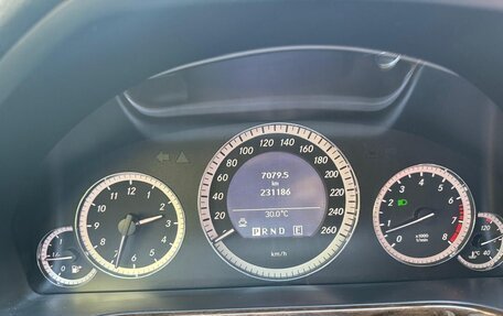 Mercedes-Benz E-Класс, 2010 год, 1 500 000 рублей, 8 фотография