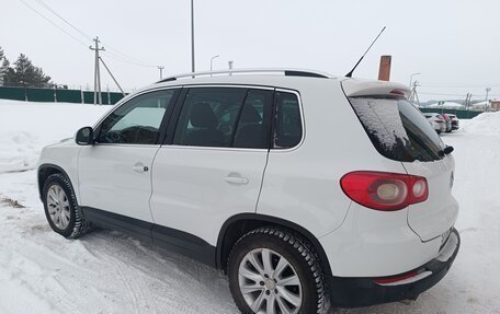 Volkswagen Tiguan I, 2010 год, 975 000 рублей, 5 фотография