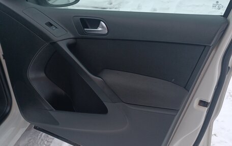 Volkswagen Tiguan I, 2010 год, 975 000 рублей, 11 фотография