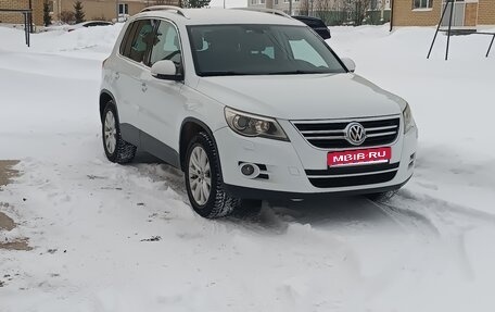 Volkswagen Tiguan I, 2010 год, 975 000 рублей, 1 фотография