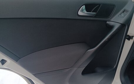 Volkswagen Tiguan I, 2010 год, 975 000 рублей, 14 фотография