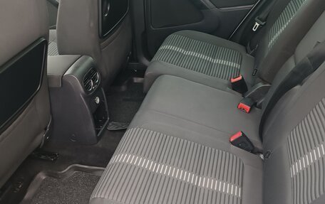 Volkswagen Tiguan I, 2010 год, 975 000 рублей, 16 фотография