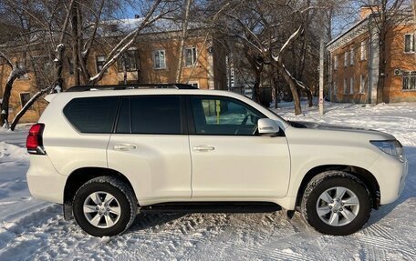 Toyota Land Cruiser Prado 150 рестайлинг 2, 2020 год, 6 300 000 рублей, 3 фотография