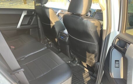 Toyota Land Cruiser Prado 150 рестайлинг 2, 2020 год, 6 300 000 рублей, 11 фотография