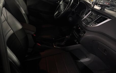 Hyundai Tucson III, 2018 год, 1 800 000 рублей, 11 фотография