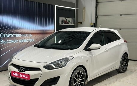 Hyundai i30 II рестайлинг, 2012 год, 955 000 рублей, 3 фотография