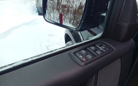 Land Rover Discovery IV, 2010 год, 2 650 000 рублей, 37 фотография