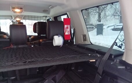 Land Rover Discovery IV, 2010 год, 2 650 000 рублей, 31 фотография