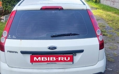 Ford Fiesta, 2006 год, 300 000 рублей, 2 фотография