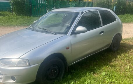 Mitsubishi Colt VI рестайлинг, 1999 год, 55 000 рублей, 1 фотография