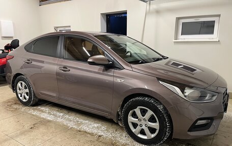 Hyundai Solaris II рестайлинг, 2019 год, 1 140 000 рублей, 1 фотография