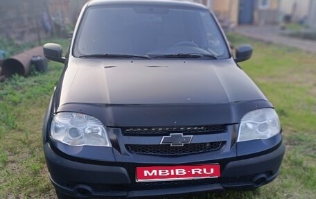 Chevrolet Niva I рестайлинг, 2018 год, 515 000 рублей, 1 фотография