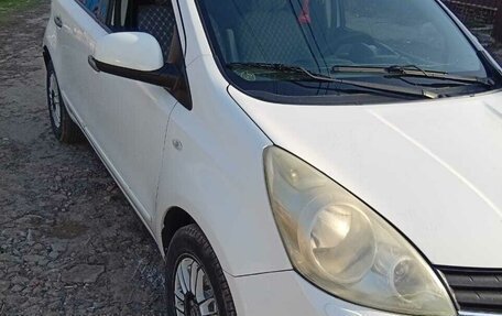 Nissan Note II рестайлинг, 2010 год, 490 000 рублей, 3 фотография
