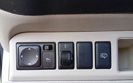 Nissan Note II рестайлинг, 2010 год, 490 000 рублей, 30 фотография