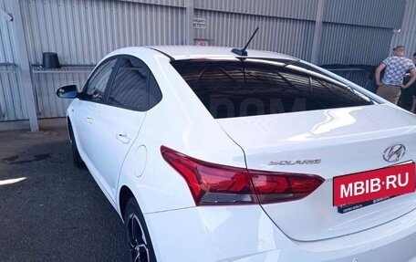 Hyundai Solaris II рестайлинг, 2021 год, 1 720 000 рублей, 2 фотография