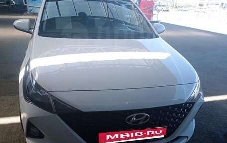 Hyundai Solaris II рестайлинг, 2021 год, 1 720 000 рублей, 6 фотография